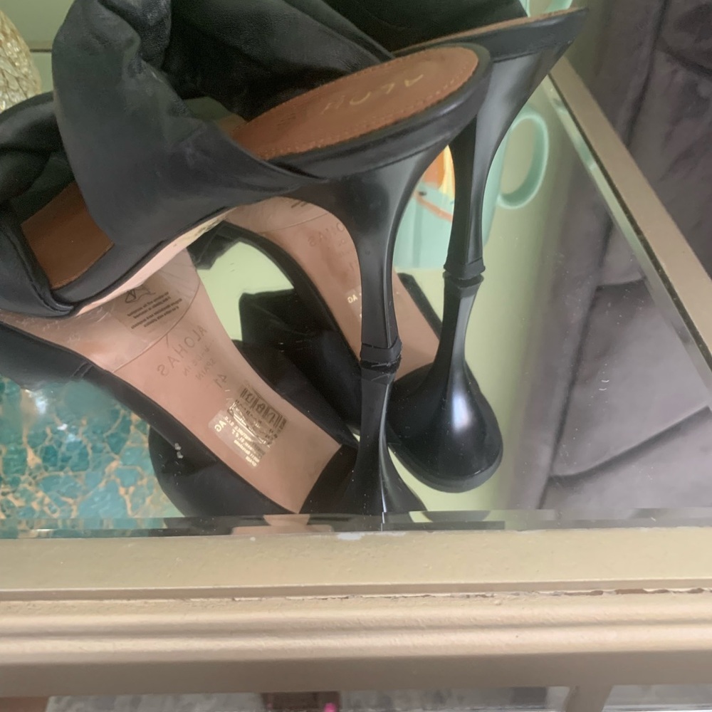 Elegant Black Stiletto Heels Alohas